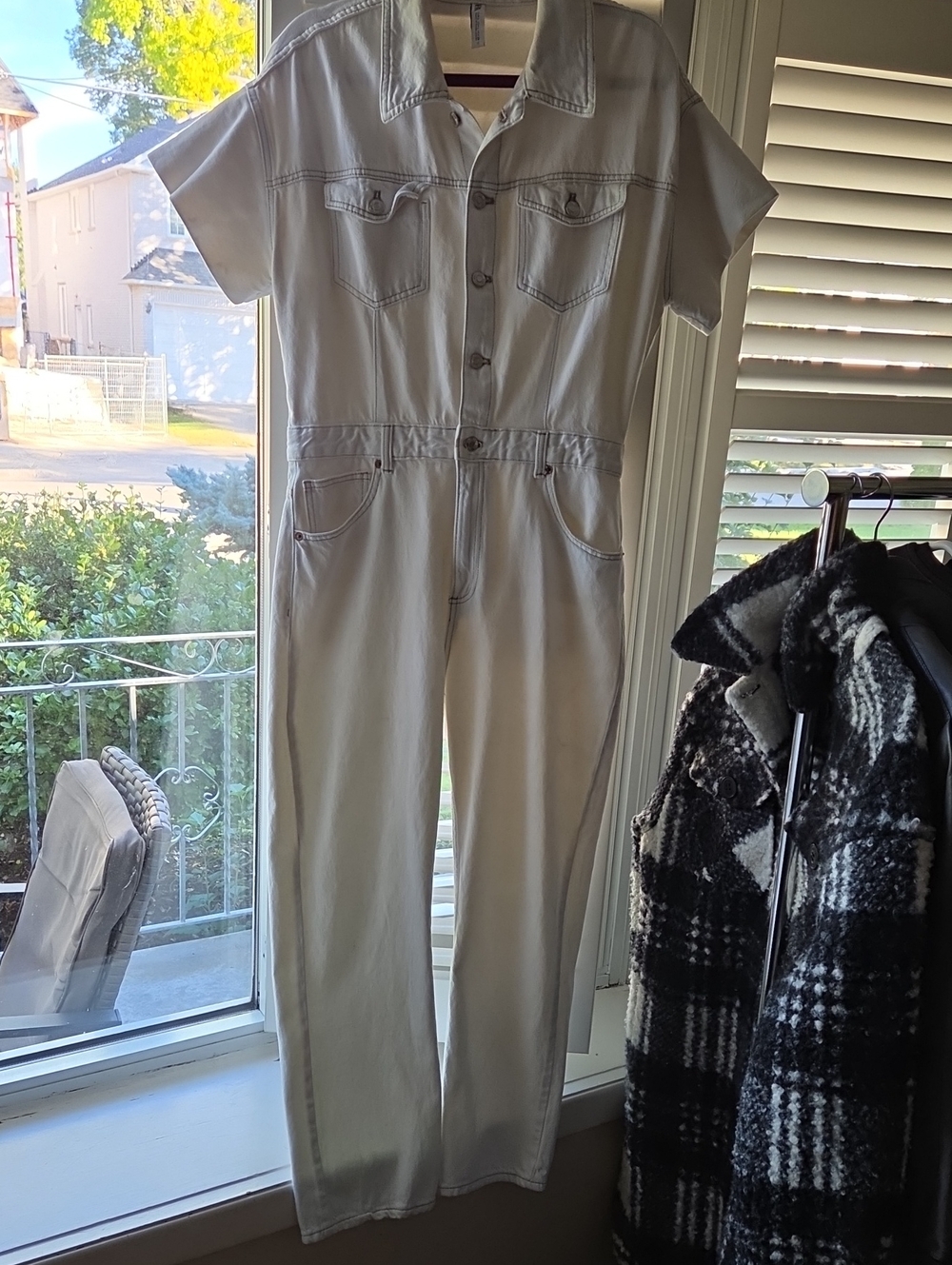 ZARA SUPER CUTE Women's Short-Sleeve Denim Jumpsuit